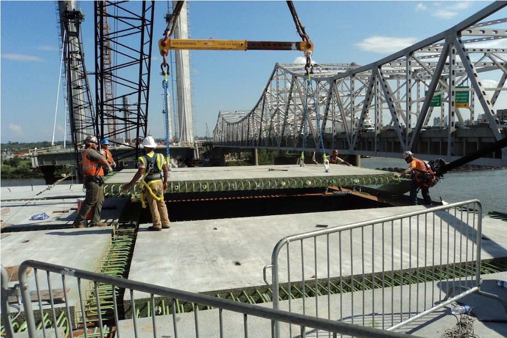 Abraham Lincoln Bridge Construction