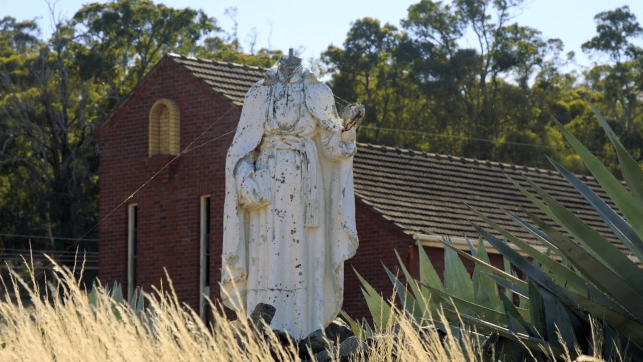 Providing Real Project Experience for Curtin University Students